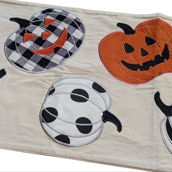 FAO Schwarz Halloween Table Runner Pumkins Corduroy Cotton Preppy Cottagecore - Picture 3 of 6